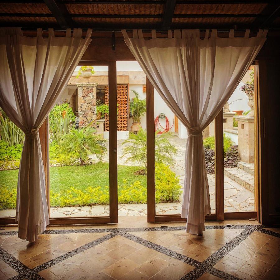 Casa Miura Hotel Boutique Ахихик Екстериор снимка