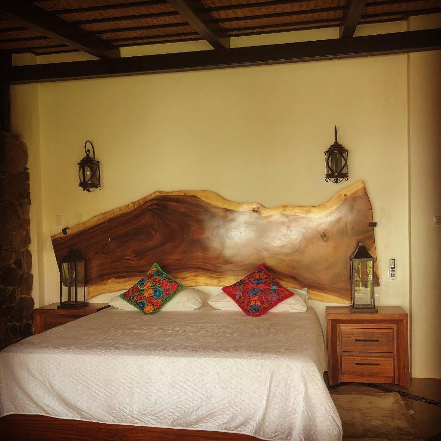 Casa Miura Hotel Boutique Ахихик Екстериор снимка