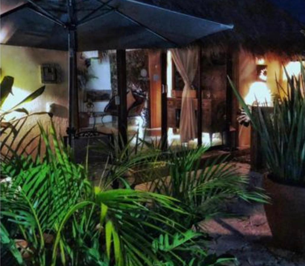 Casa Miura Hotel Boutique Ахихик Екстериор снимка
