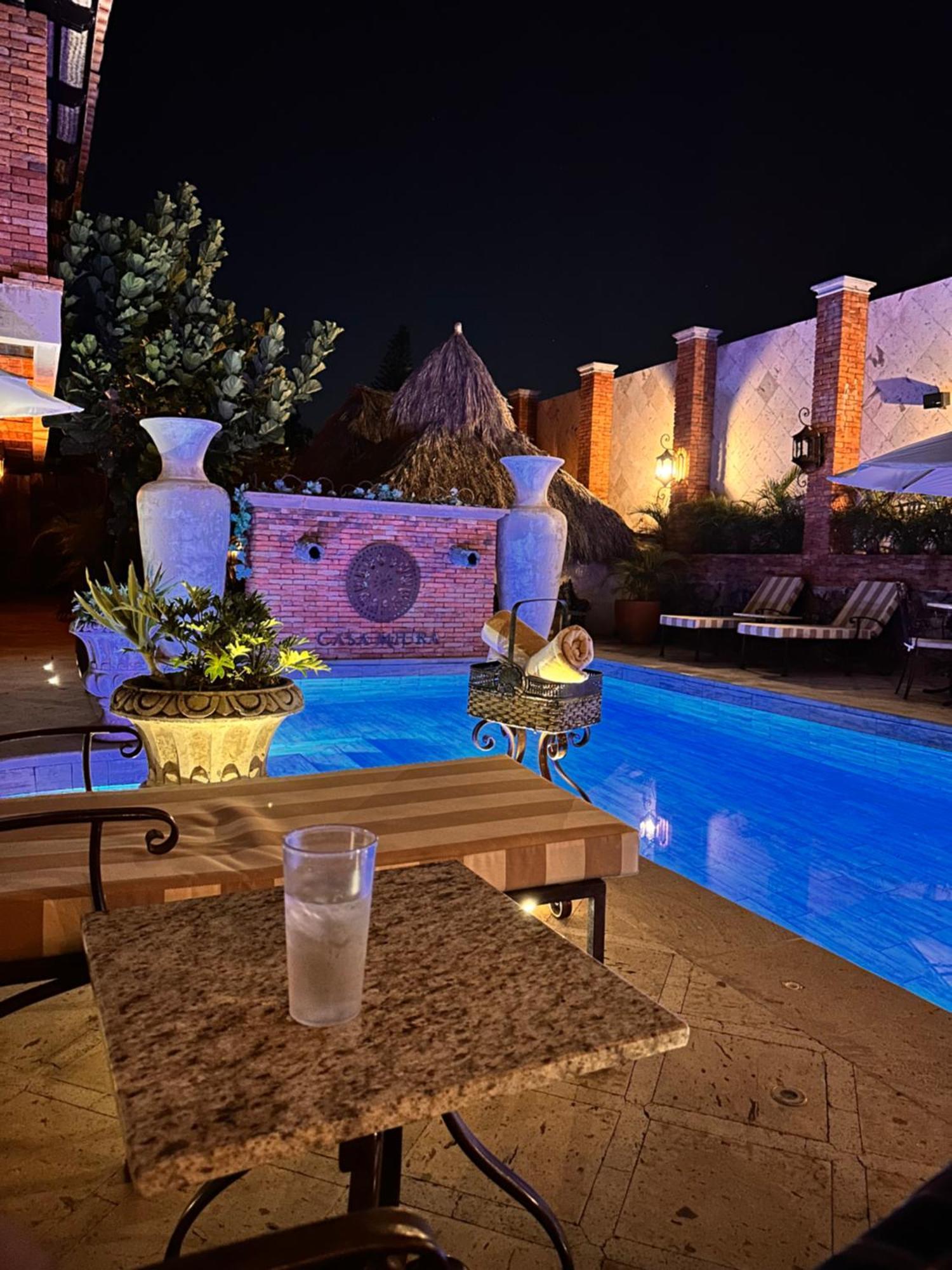 Casa Miura Hotel Boutique Ахихик Екстериор снимка